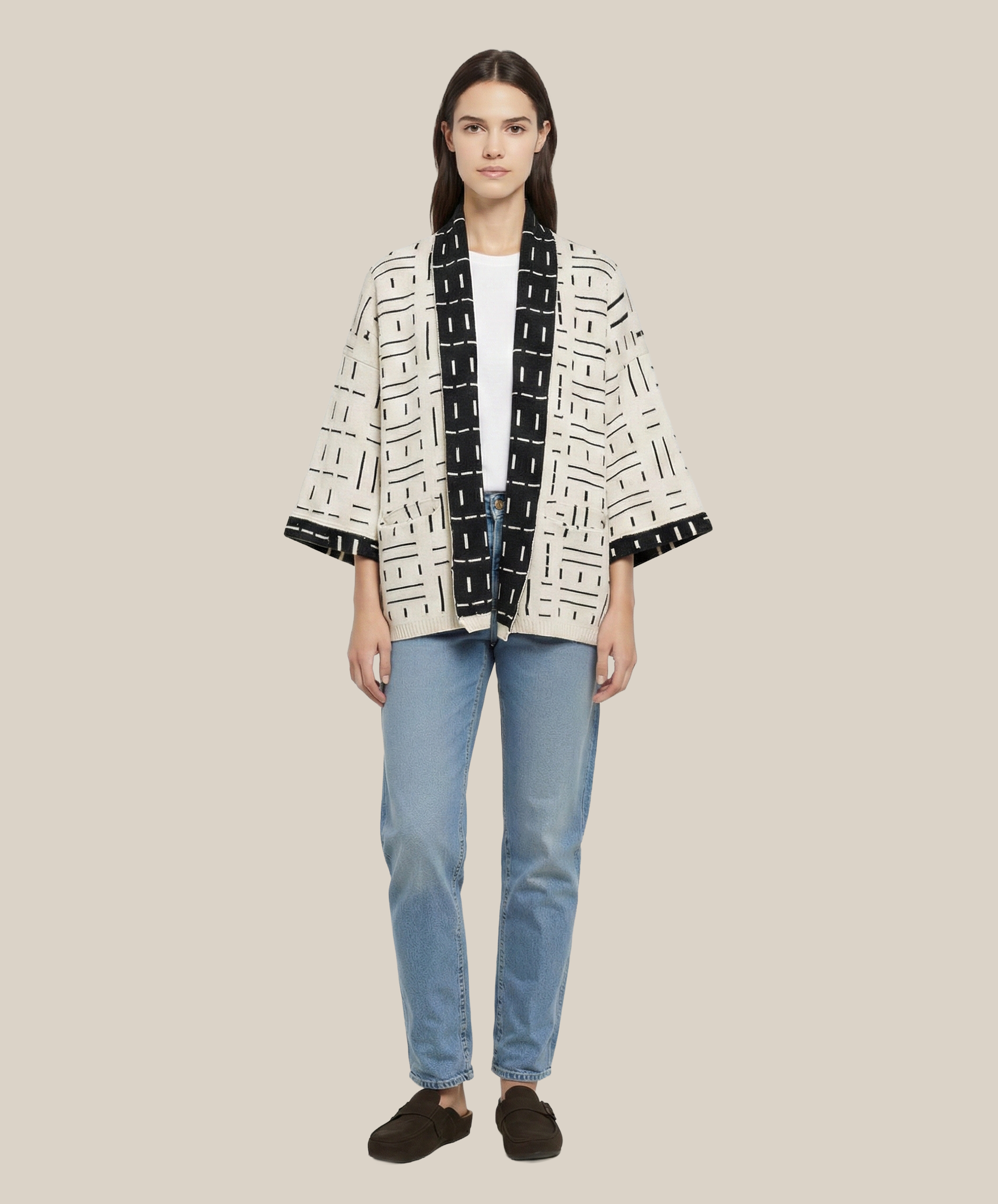 Tenoch Ash & Black Lounge Robe