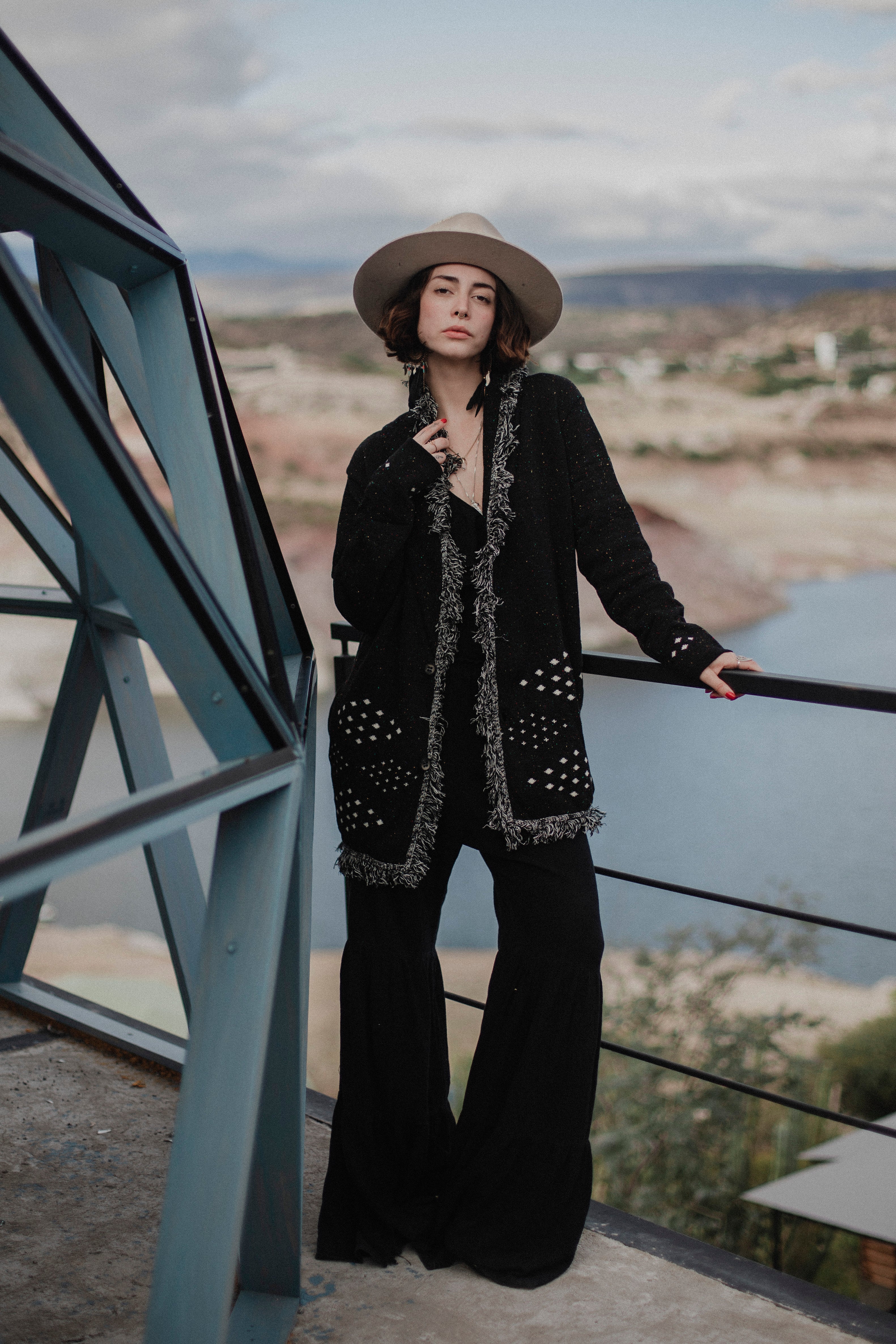 Cosmos V-Neck Heritage Cardigan