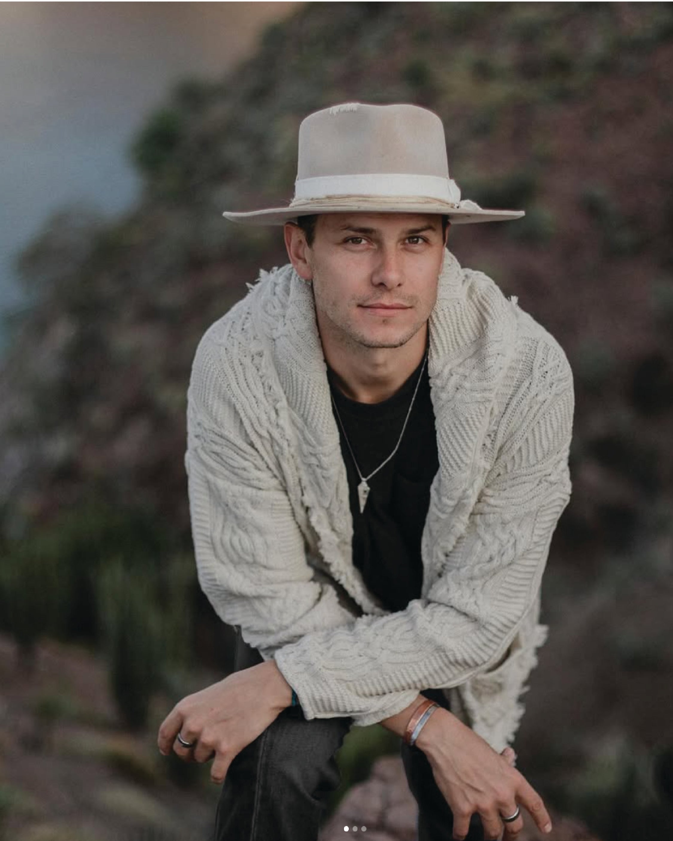 Solstice Ash White V-Neck Heritage Cardigan